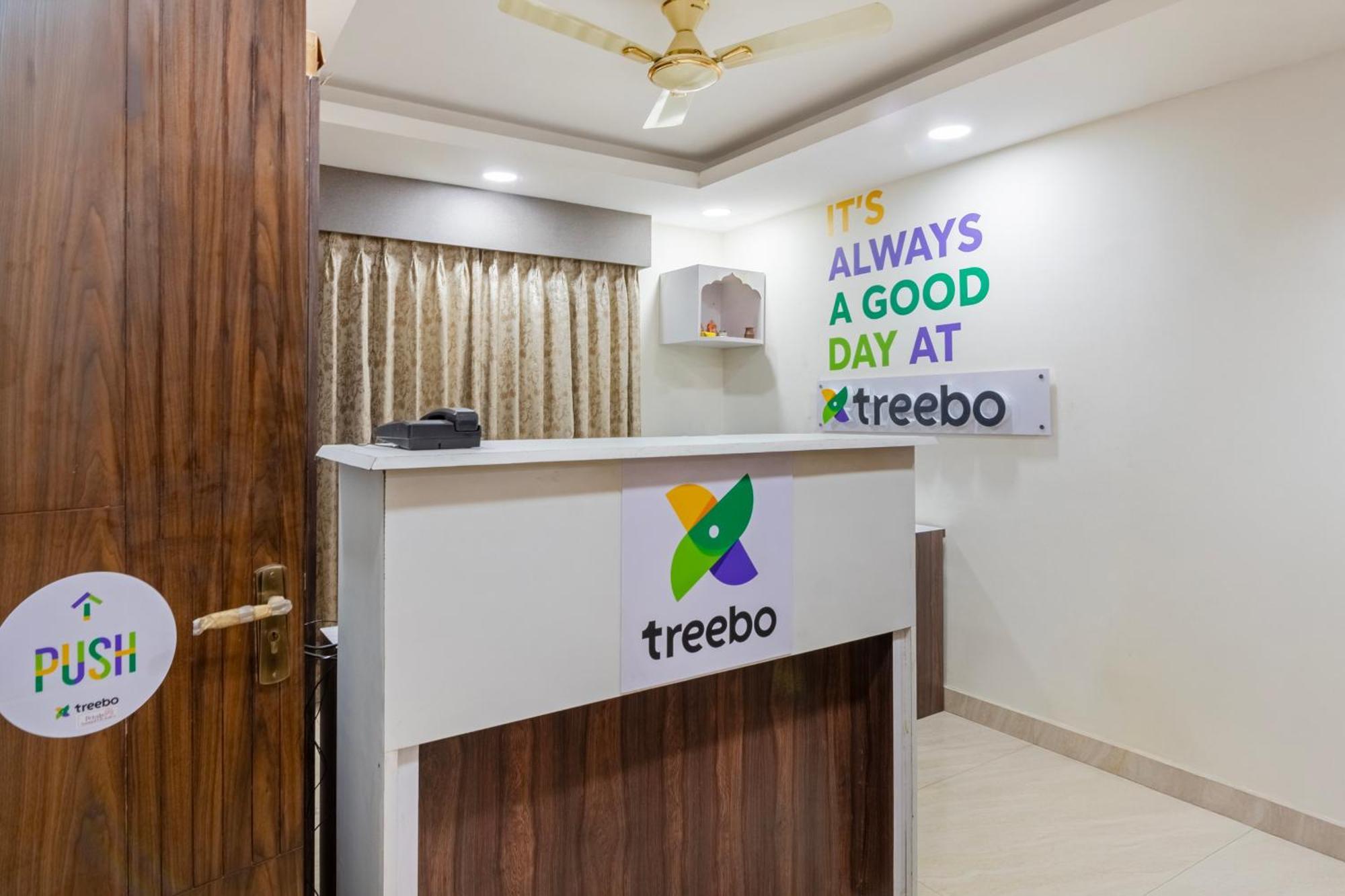 Treebo Petals Banquet & Suites - Kolkata Bagian luar foto